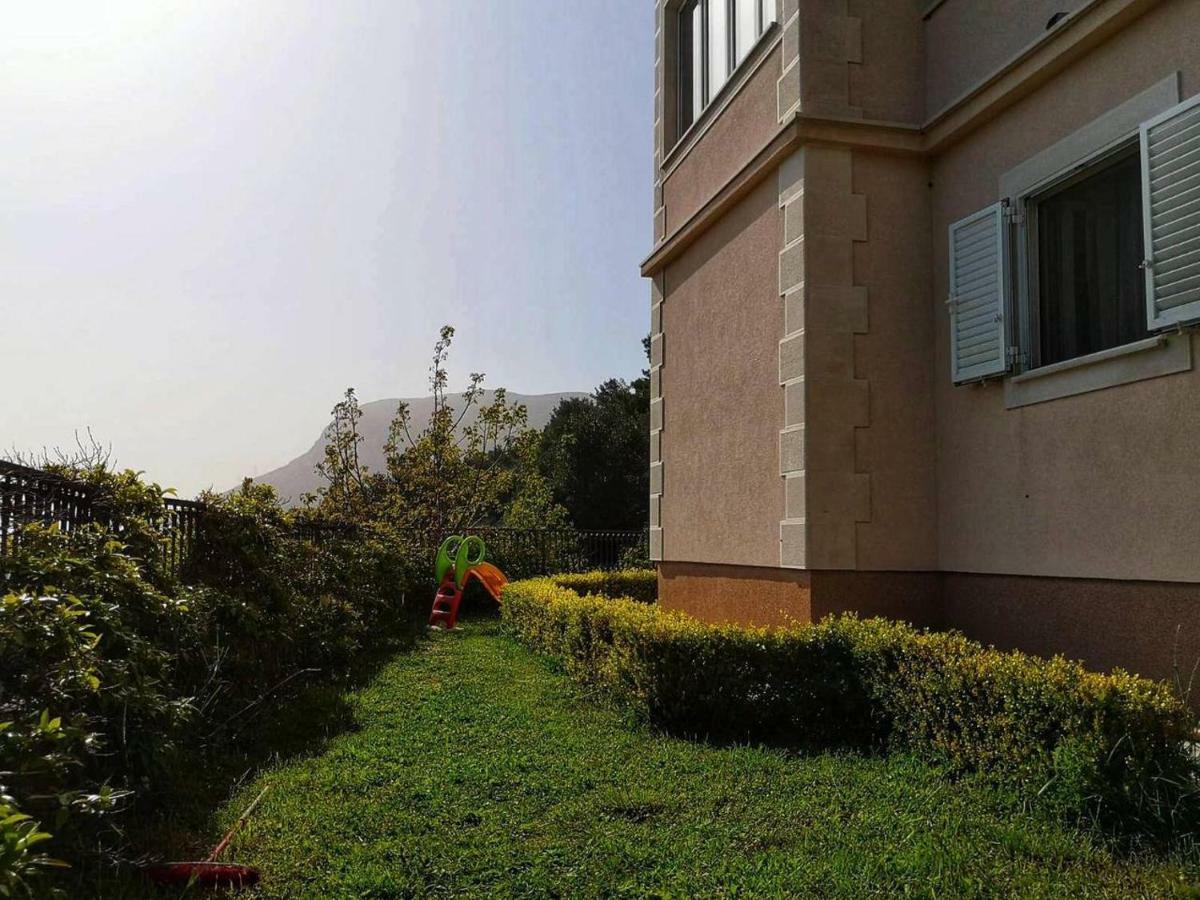 Apartman Anamaria Klis Exterior foto